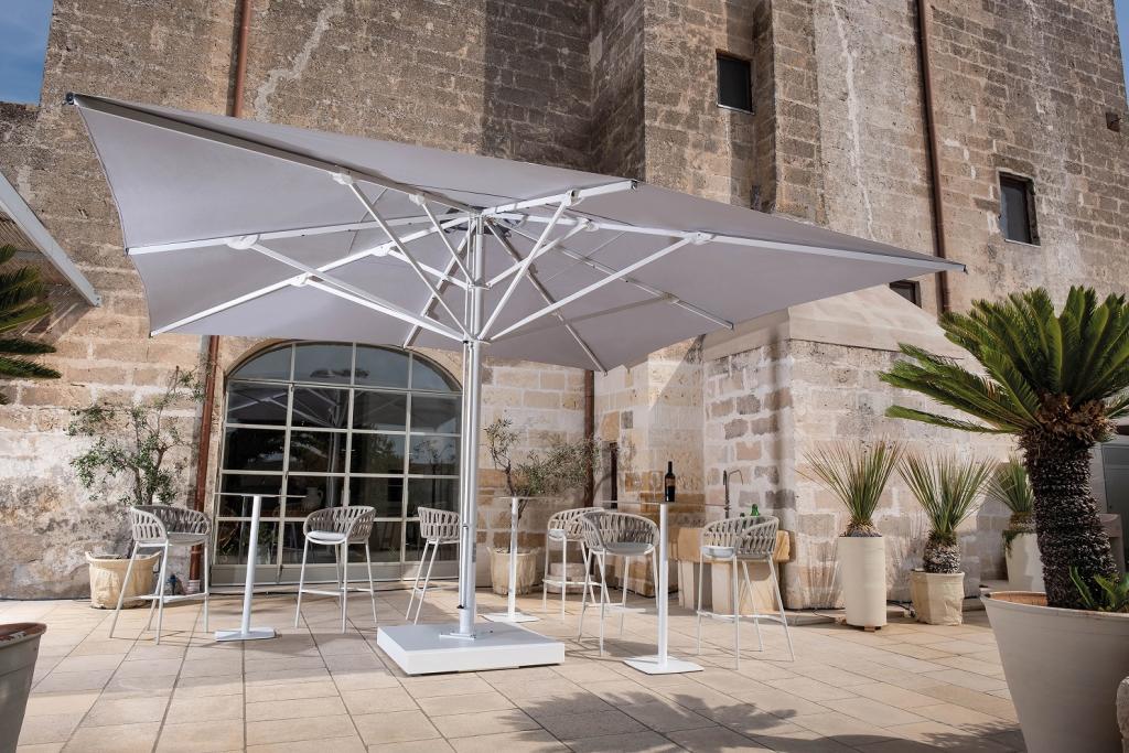 parasol géant restaurant 4x4m 5x6m 6x6m 4x6m 4x5m Capri Starwhite