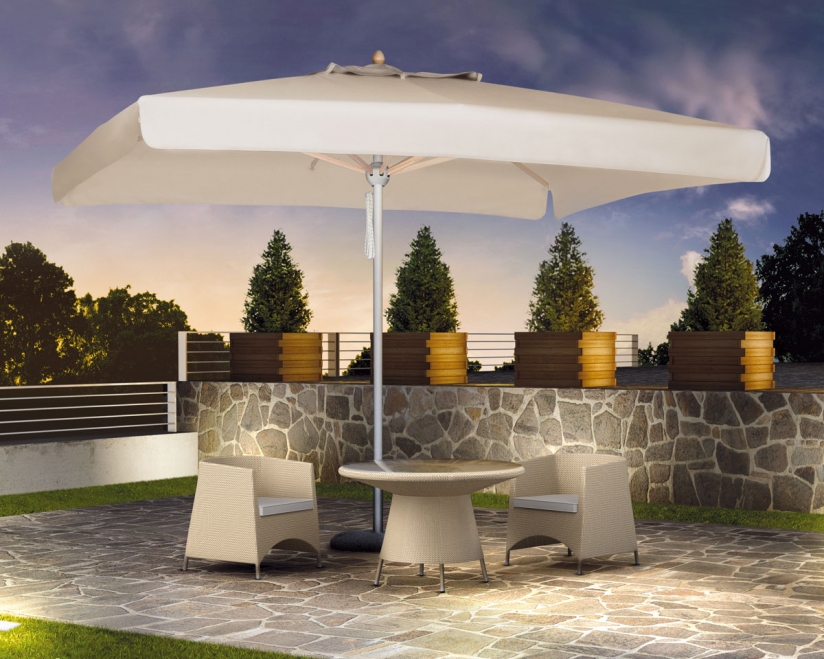 Parasol Milano en aluminium vernis blanc pour restaurant, hôtel, café